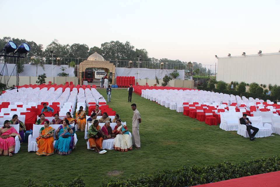 Madhuram Banquet Hall & Lawns