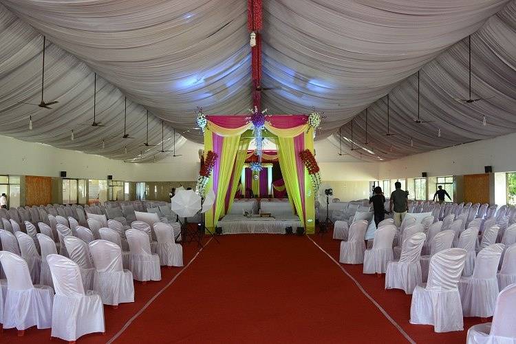 Madhuram Banquet Hall & Lawns