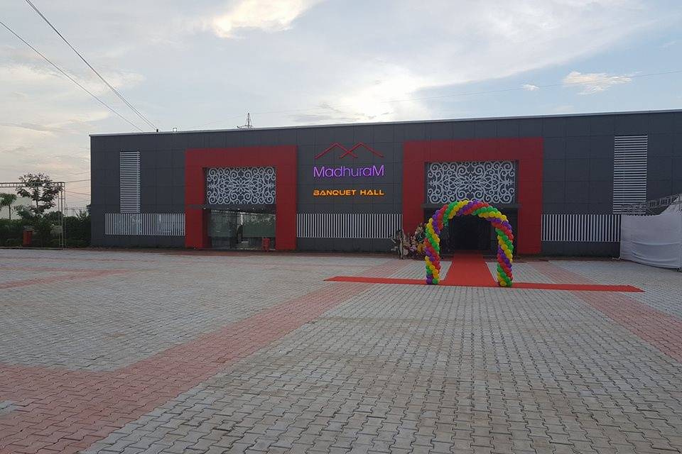 Madhuram Banquet Hall & Lawns