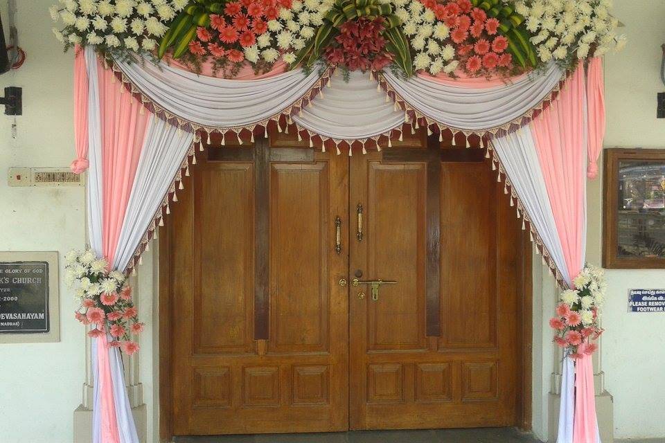 Entrance decor