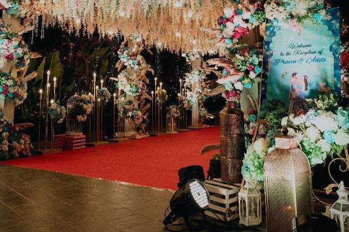 Entrance decor