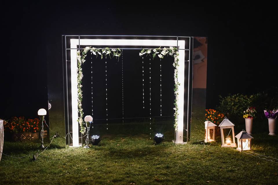 Entrance decor