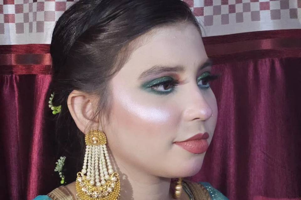 Pakistani look