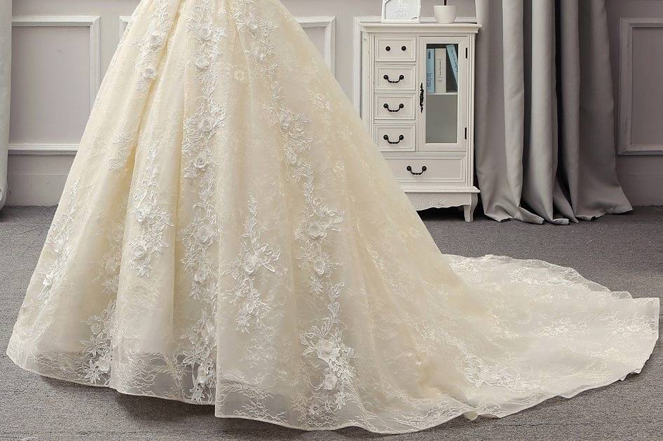 Sheers - The Bridal Boutique