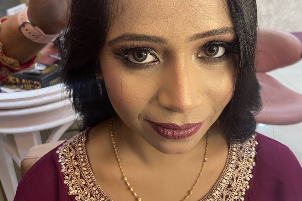 Party makeup