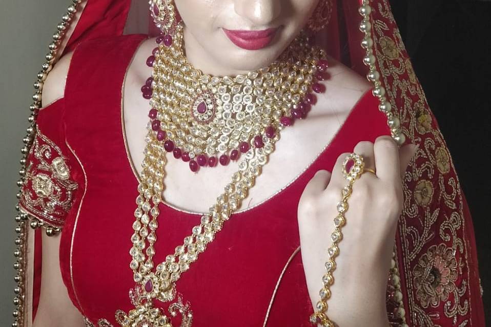 Bridal jewellery