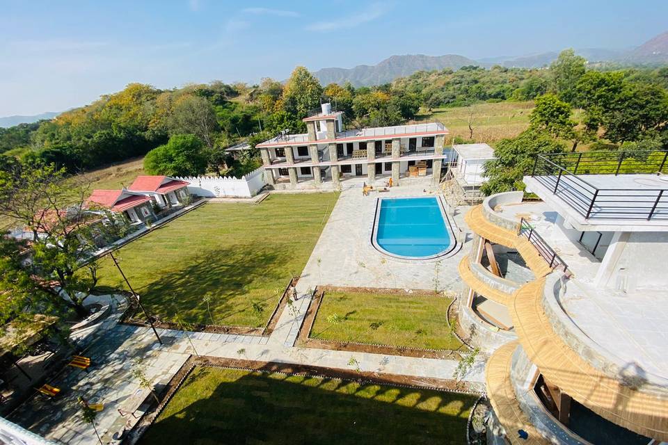 Keshav Resort