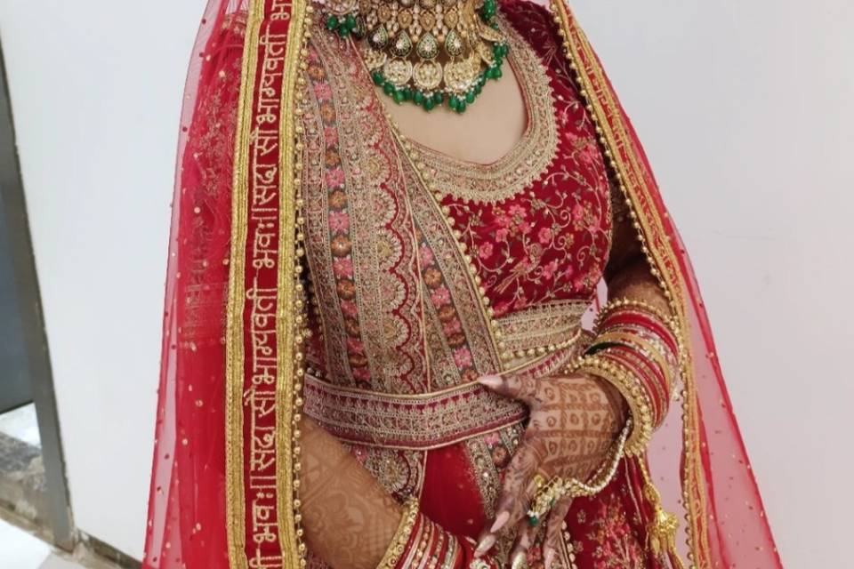 Pahadi bride