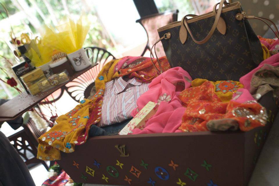 Trousseau packing