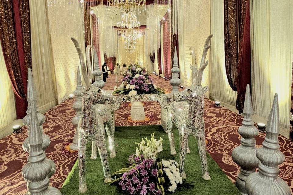 Passage Decoration