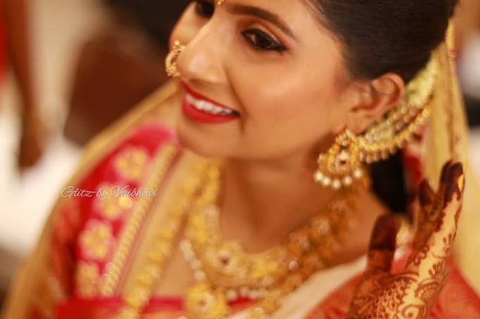 Traditional makeup