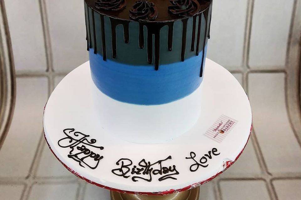 Customised cake