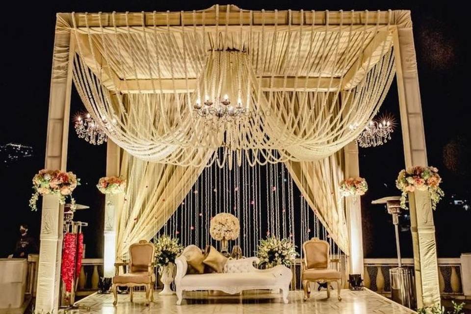 DECORATION
