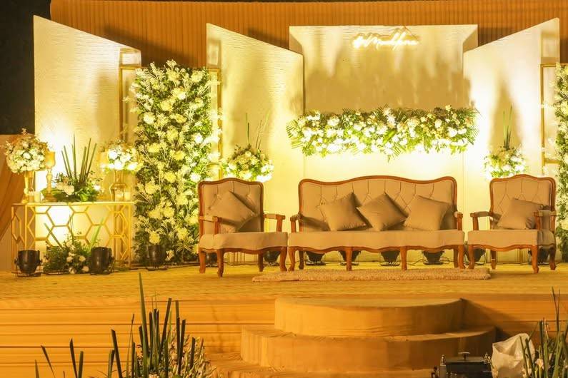 Stage decor