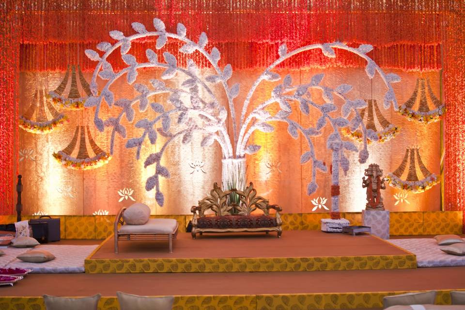 Contemporary Mandap and Recept