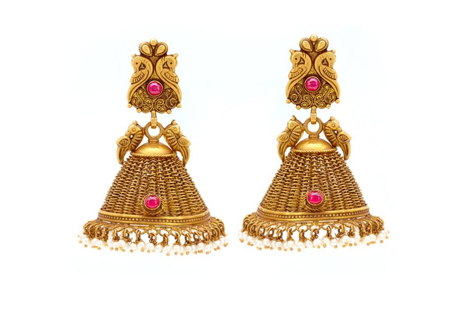 Joyalukkas  DISCOVER THE LATEST EARRINGS Worlds Favourite Earrings  Collection Gross Weight 6 grams approx Gold 22k joyalukkas earrings   Facebook