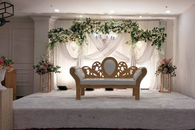Stage decor