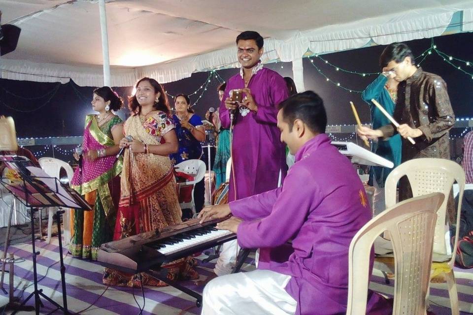 Vaibhav Kurpe & Orchestra Group