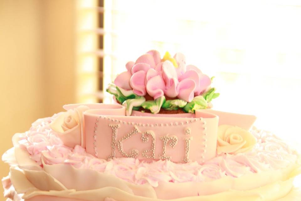 G's Patisserie - Wedding Cake