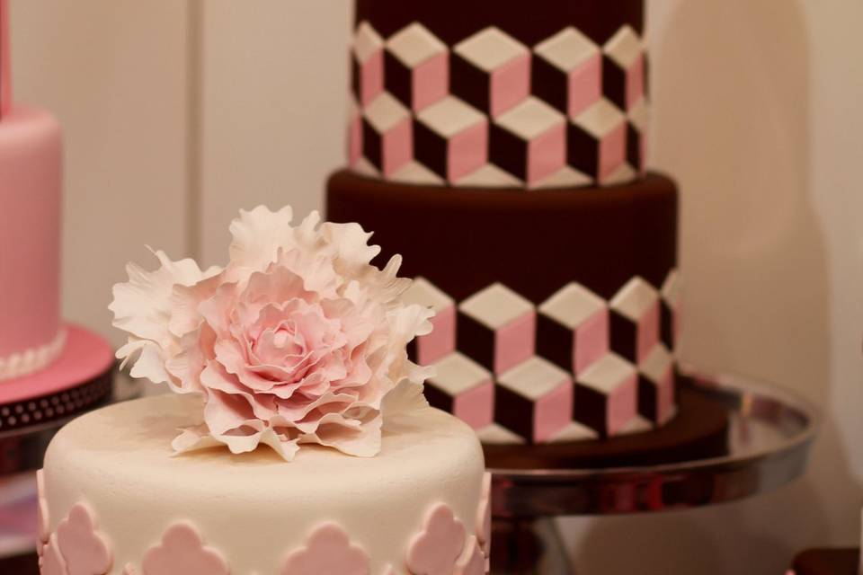 G's Patisserie - Wedding Cake