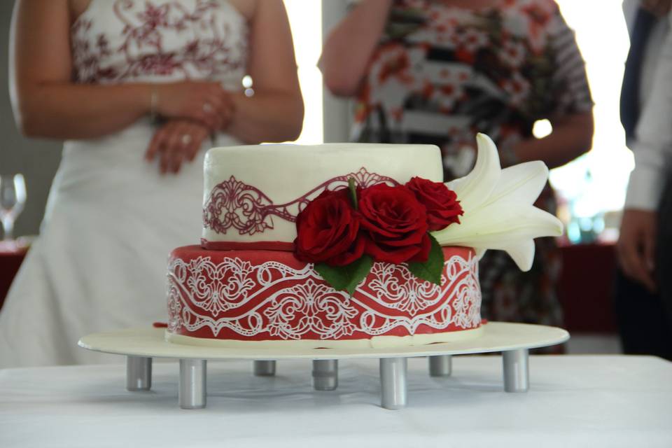 G's Patisserie - Wedding Cake