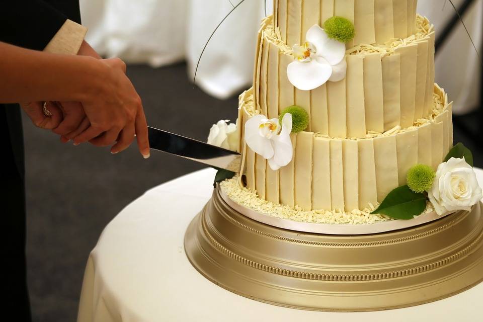 G's Patisserie - Wedding Cake