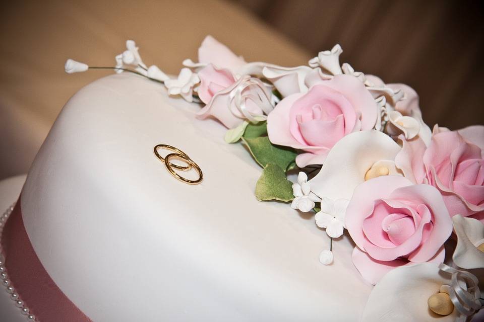 G's Patisserie - Wedding Cake