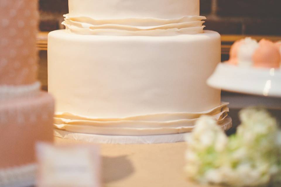 G's Patisserie - Wedding Cake