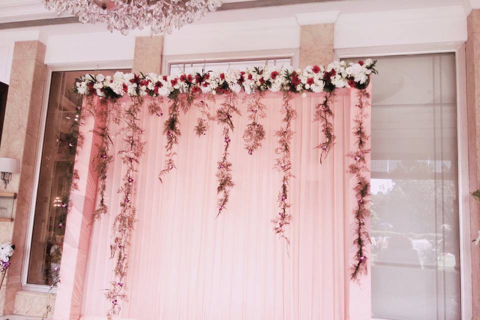 Entrance decor