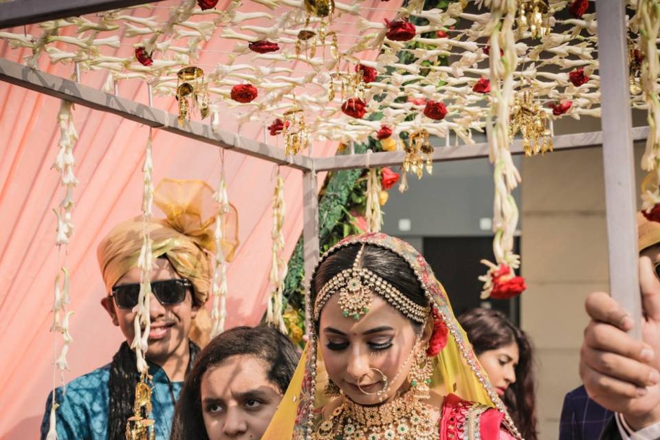 Bride entry