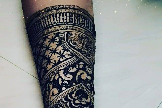 Mahiya Mehendi Artistry