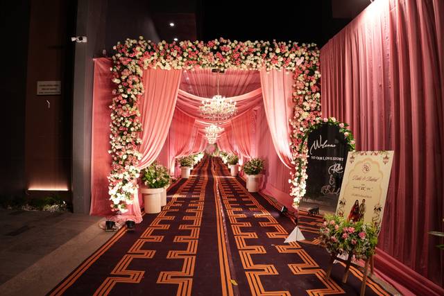 Entrance decor