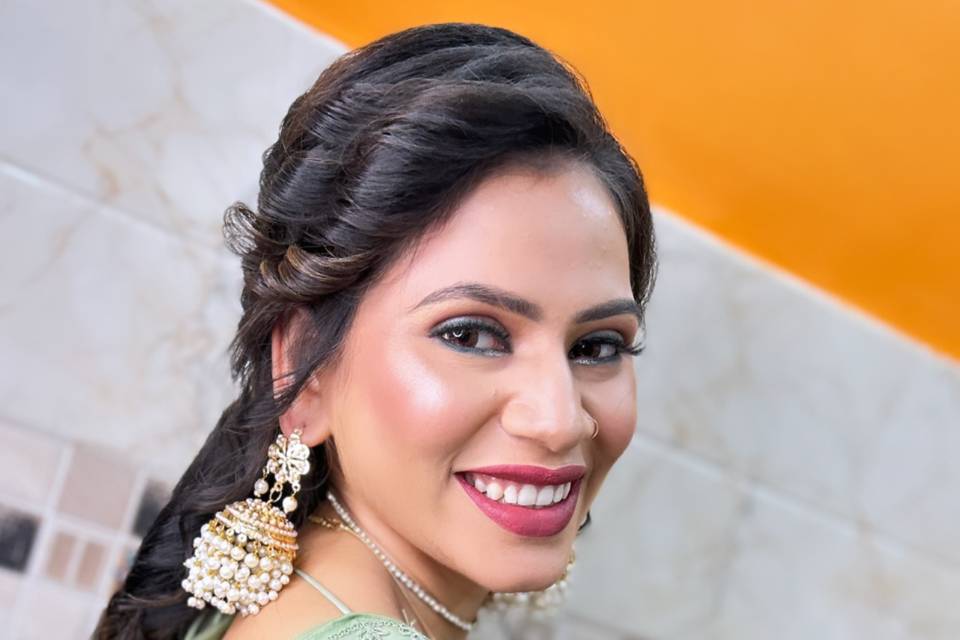 Sakshi Kashyap - The Makeup Artist