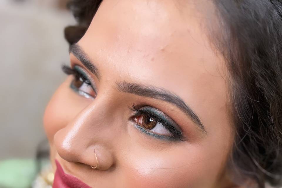 Sakshi Kashyap - The Makeup Artist