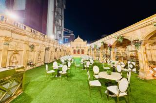 The Red Velvet Hotel Samarpan