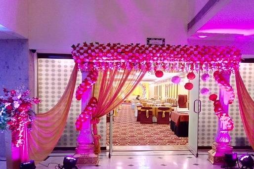 Entrance decor