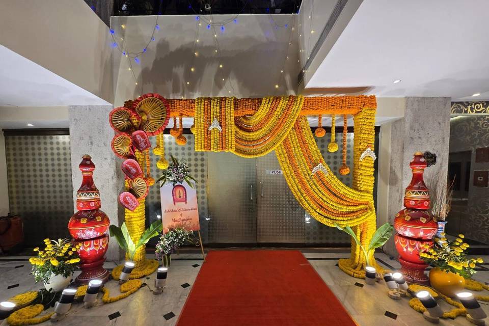 Entrance decor