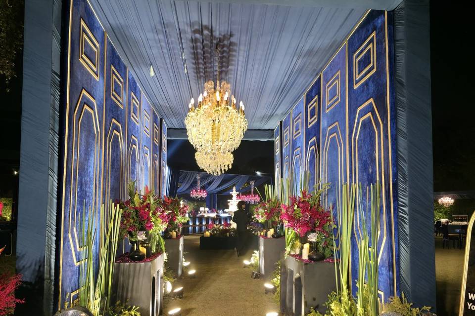 Entrance decor