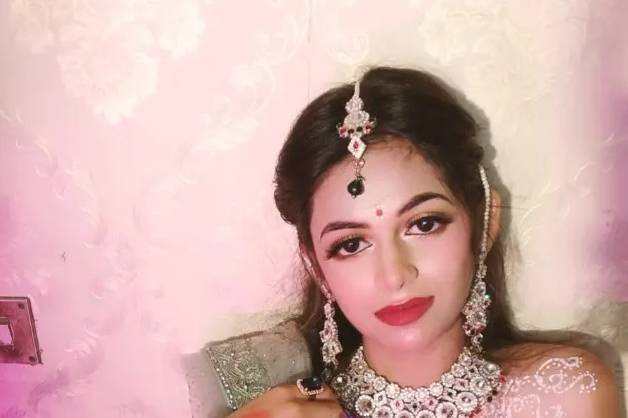 Party makeup