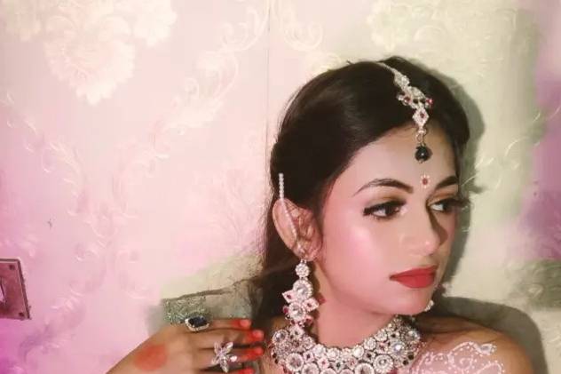 Party makeup