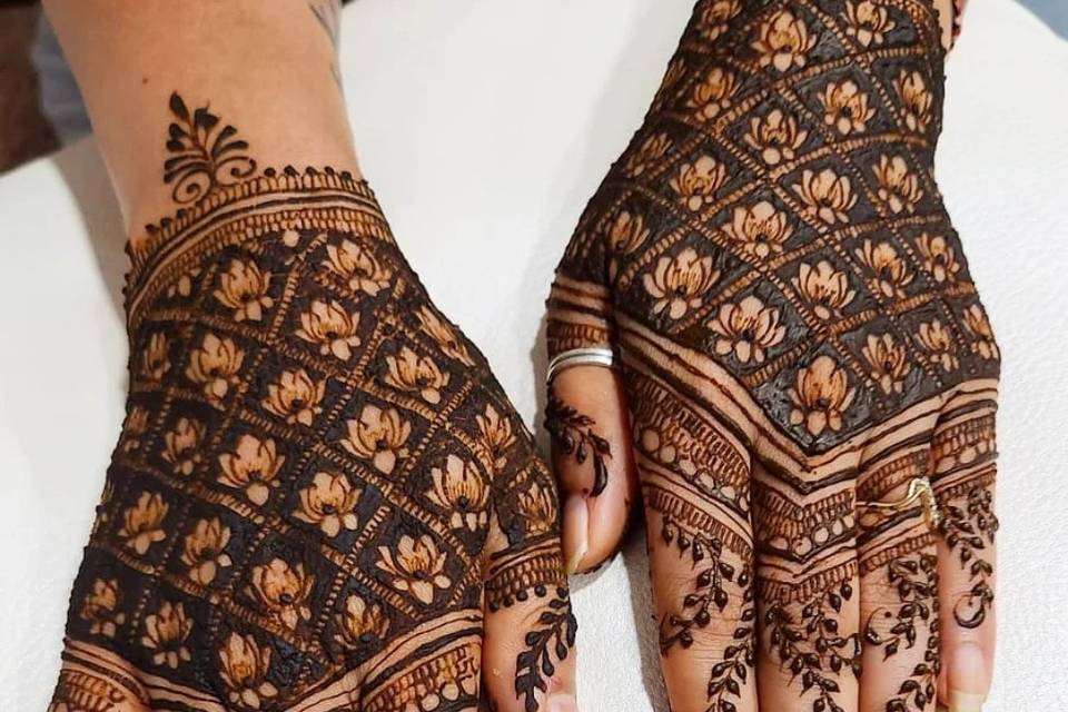 Lotus henna