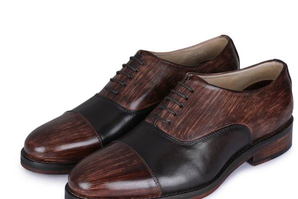 Groom shoes