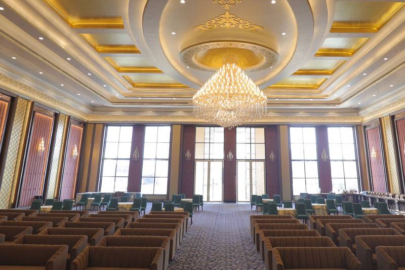 Banquet hall