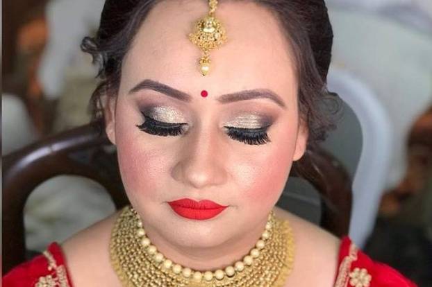 Shanu Gupta Studio Professional Makeup Artist