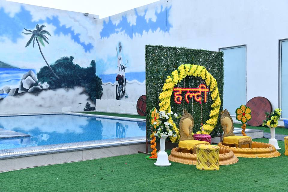 Haldi on pool