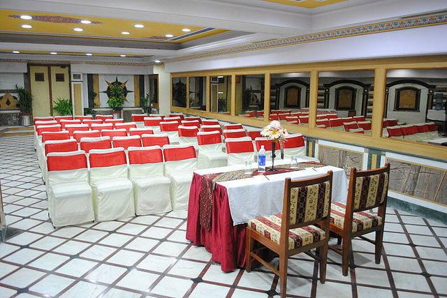 Banquet hall