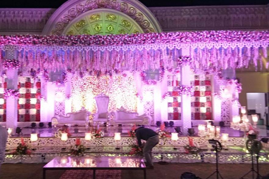 Wedding decor and lighting