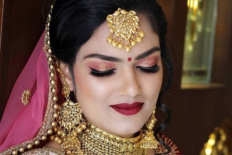 Aman Makeup Artist & Bridal Studio