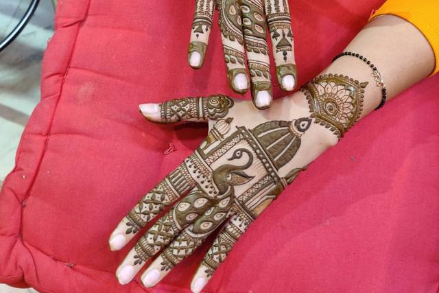 18+ Best Hyderabadi Mehndi designs Images You Should Try in 2020