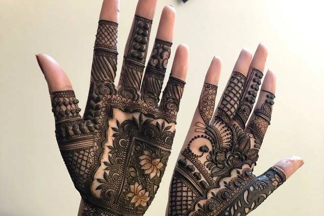 19 delicate Arabic mehandi designs for brides-to-be | Vogue India